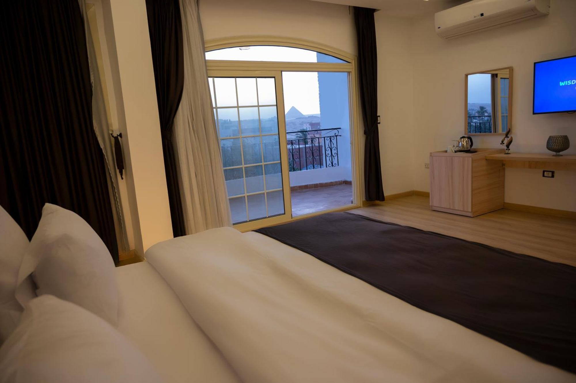 Palm Pyramids View Hotel Kafrat al Jabal Ngoại thất bức ảnh
