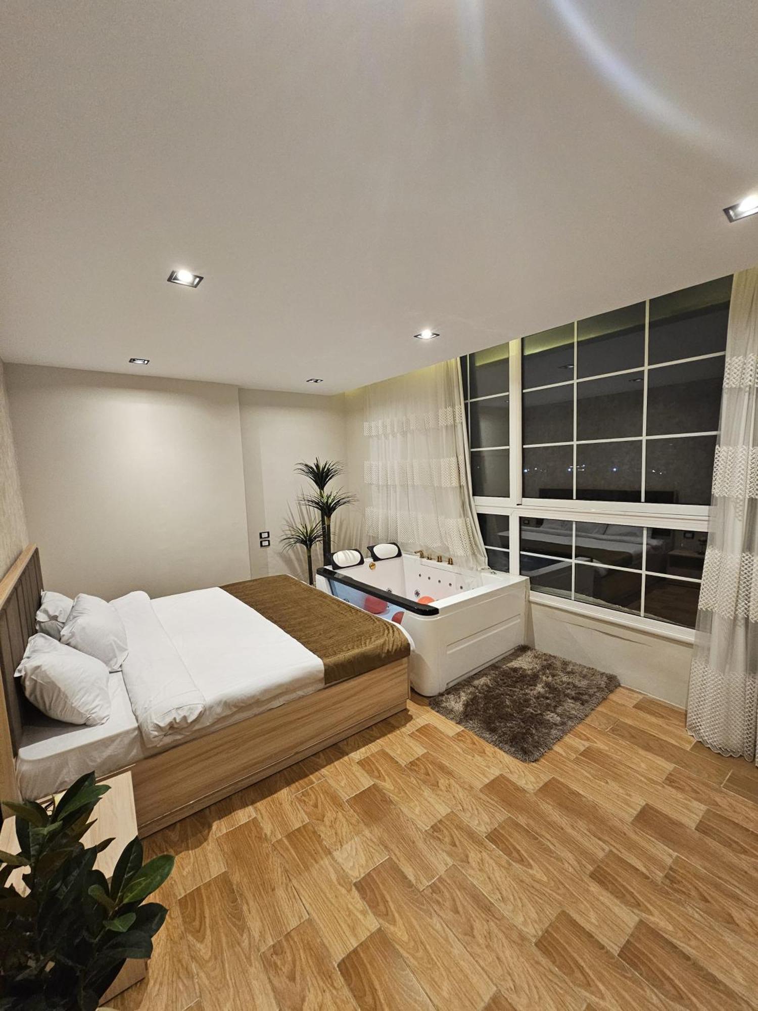 Palm Pyramids View Hotel Kafrat al Jabal Ngoại thất bức ảnh