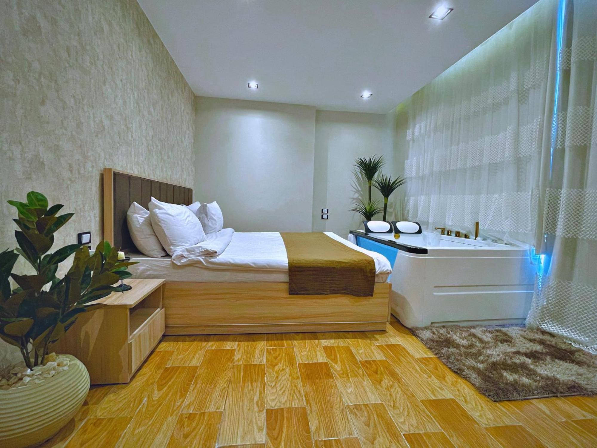 Palm Pyramids View Hotel Kafrat al Jabal Ngoại thất bức ảnh
