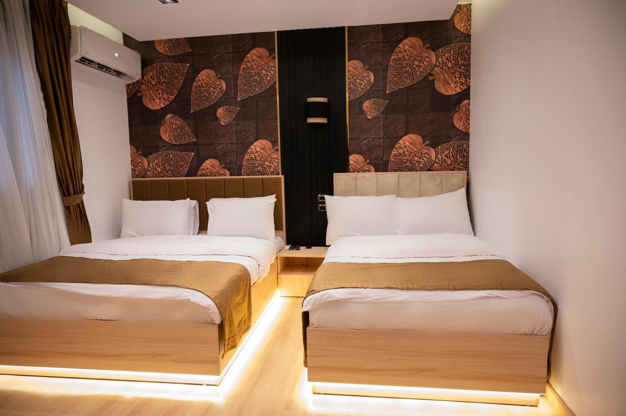 Palm Pyramids View Hotel Kafrat al Jabal Phòng bức ảnh