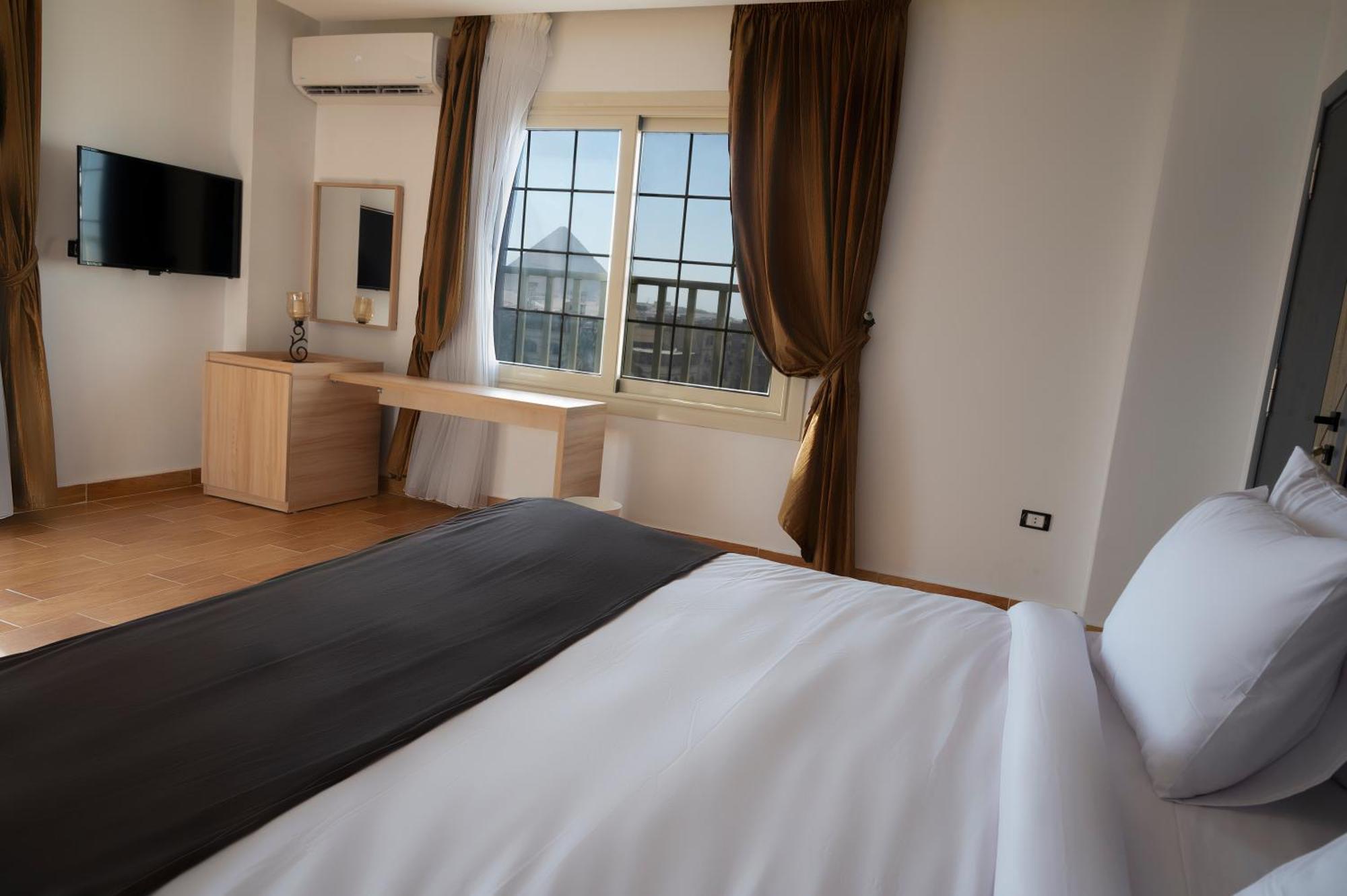 Palm Pyramids View Hotel Kafrat al Jabal Phòng bức ảnh
